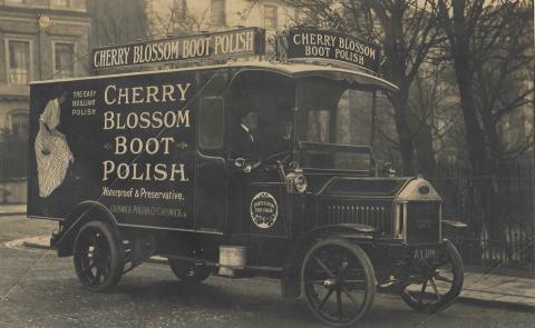 Van For Cherry Blossom Boot Polish